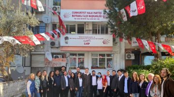 “Gençlerin Başkanı” Bayraklı’ya geldi