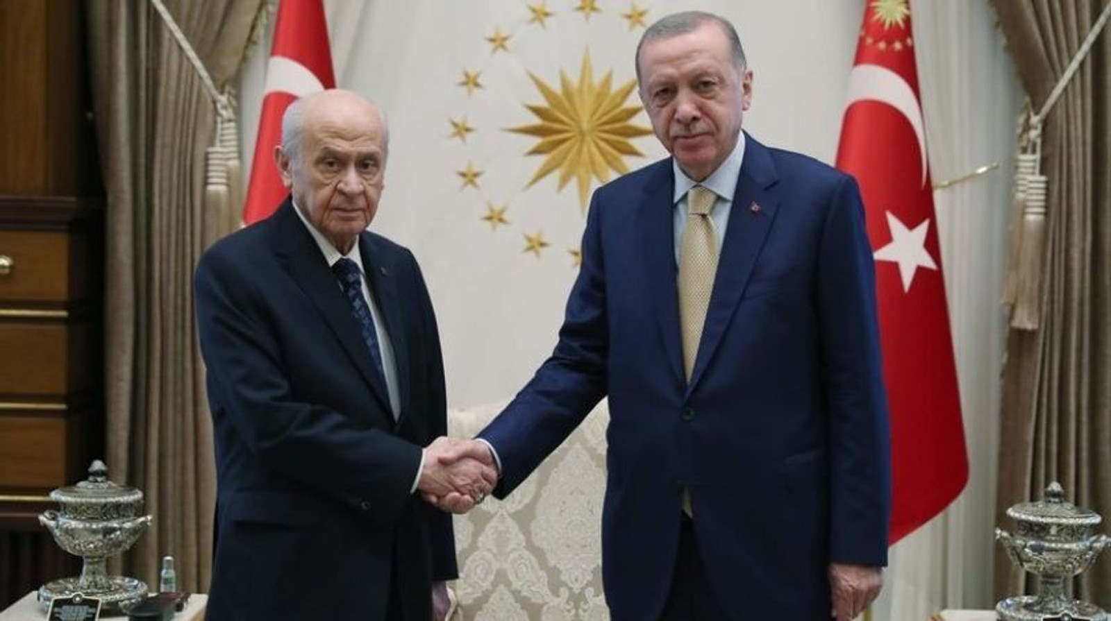 Devlet Bahçeli, tahıl koridoru anlaşması sonrası Cumhurbaşkanı Erdoğan’ı aradı