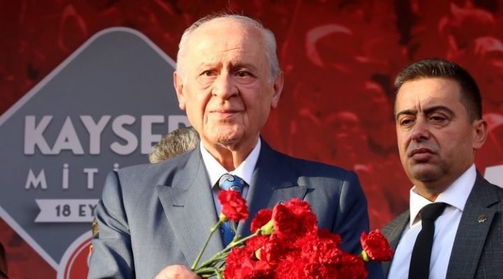 MHP Lideri Bahçeli: Bizi arayan anketlerde değil milyonların kalbinde arasın!