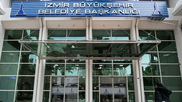 İzmir’deki İhale Soruşturmasında İkinci Operasyon: 2 Gözaltı